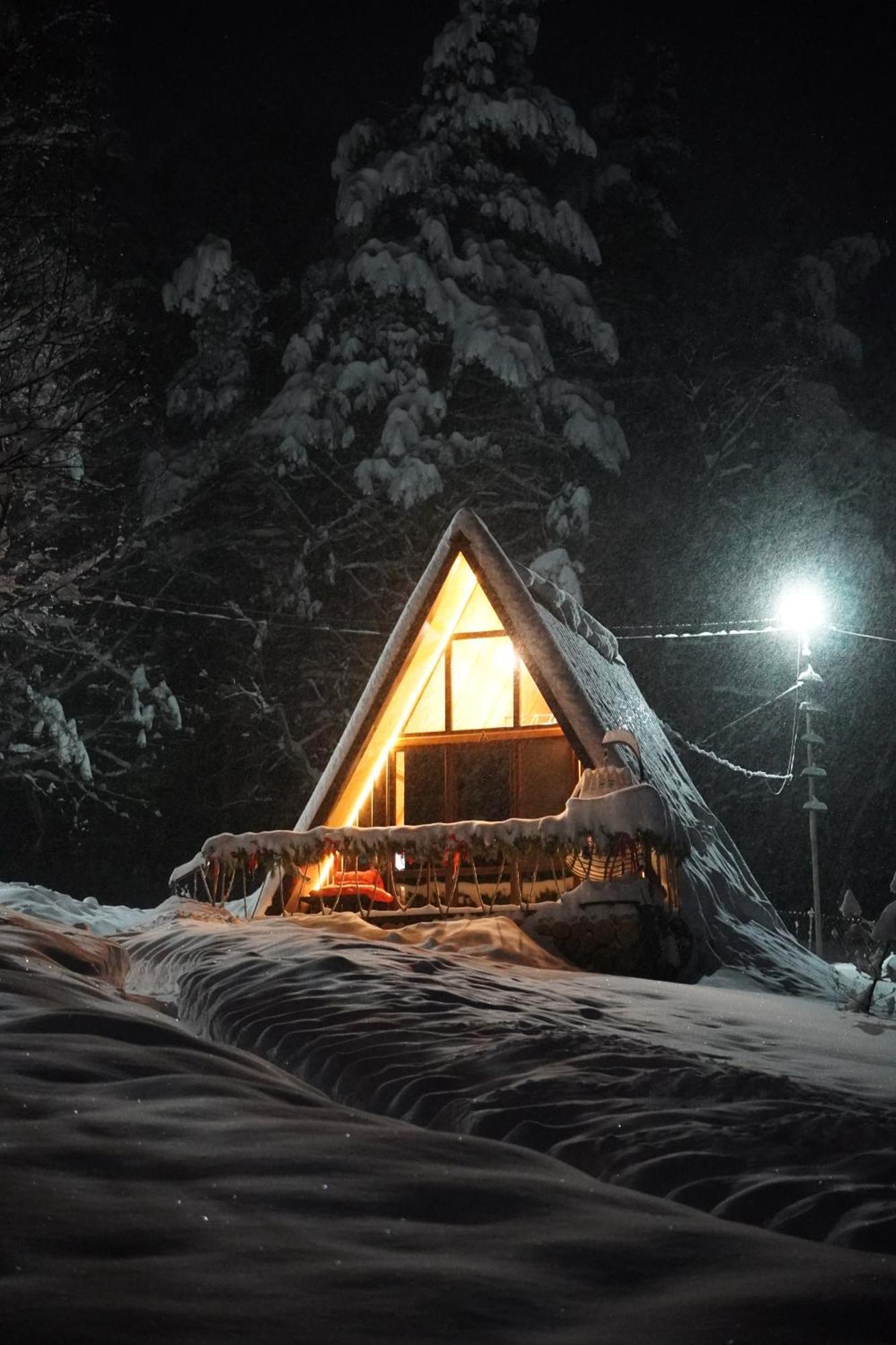 Glamping Wolf Mount Villa Margahovit Exterior photo